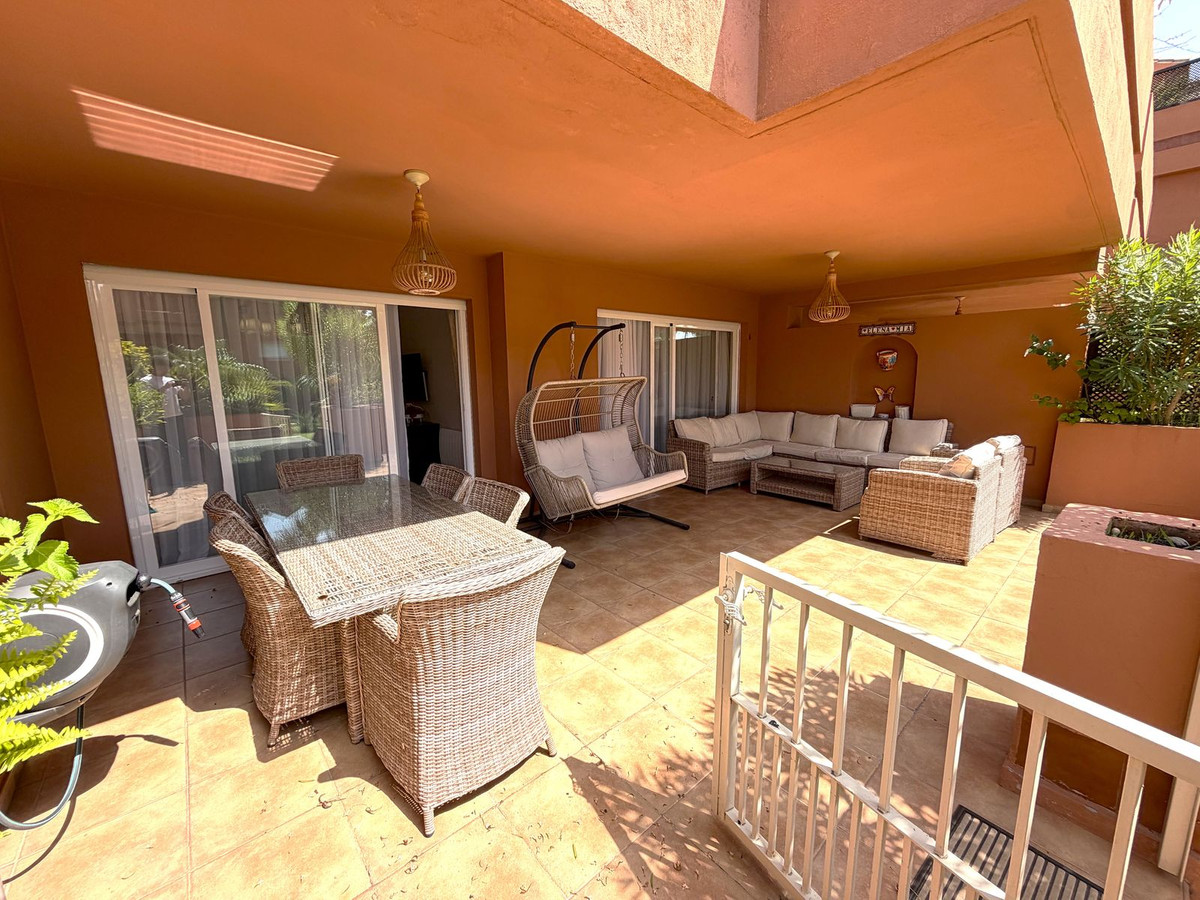 Appartement te koop in Puerto Banús | 2 slaapkamers H5477956