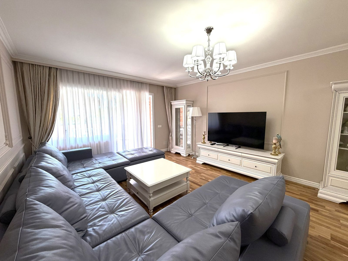 Appartement te koop in Puerto Banús | 2 slaapkamers H5477956