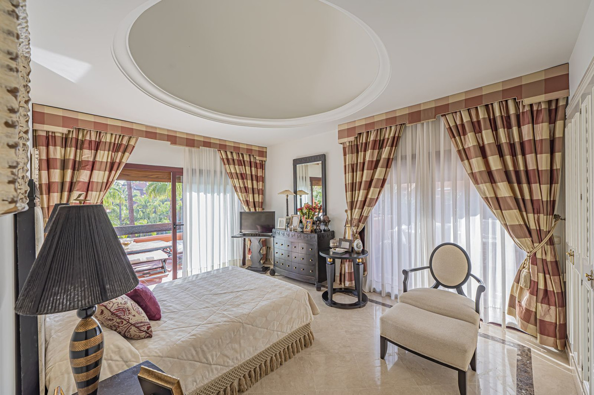 Penthouse te koop in Puerto Banús | 3 slaapkamers H5480587