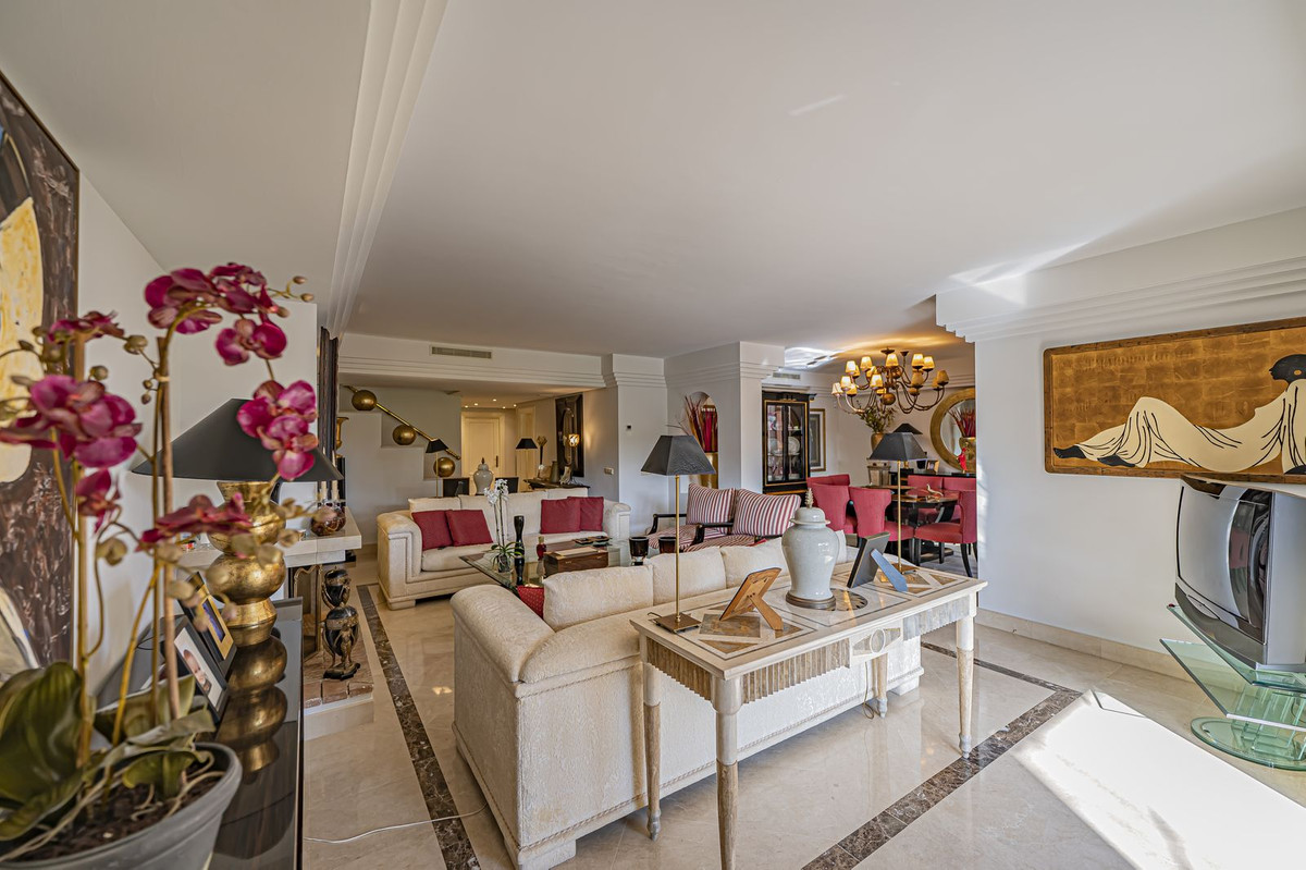 Penthouse te koop in Puerto Banús | 3 slaapkamers H5480587