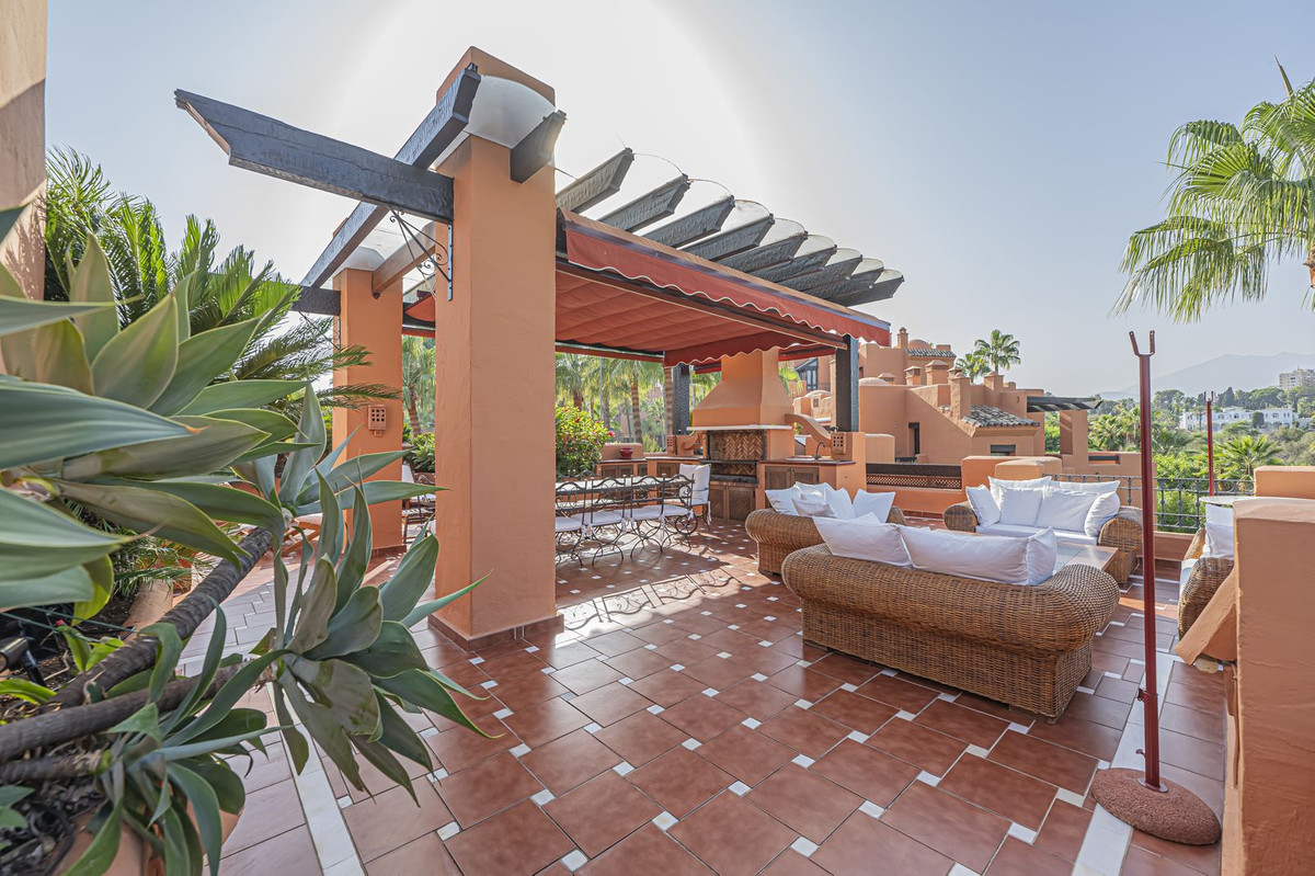 Penthouse te koop in Puerto Banús | 3 slaapkamers H5480587