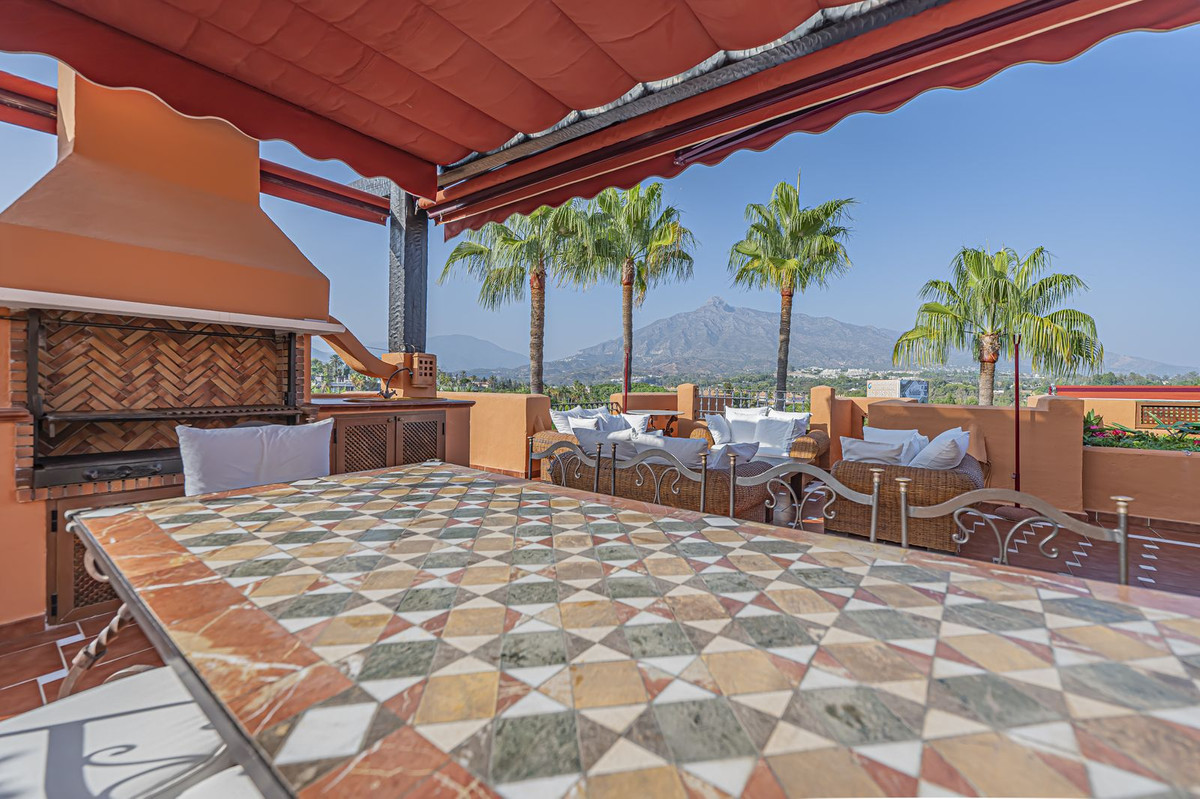 Penthouse te koop in Puerto Banús | 3 slaapkamers H5480587