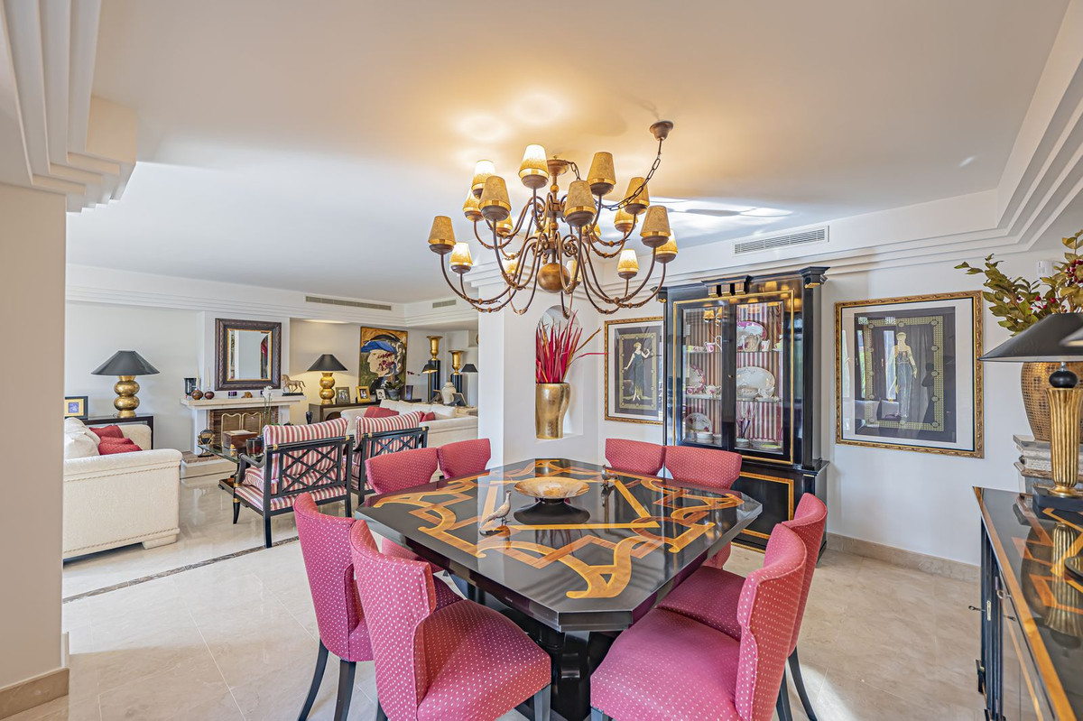 Penthouse te koop in Puerto Banús | 3 slaapkamers H5480587