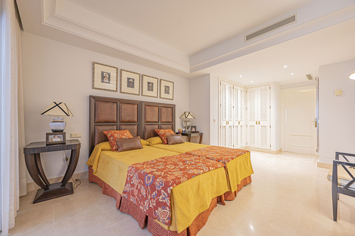 Penthouse te koop in Puerto Banús | 3 slaapkamers H5480587