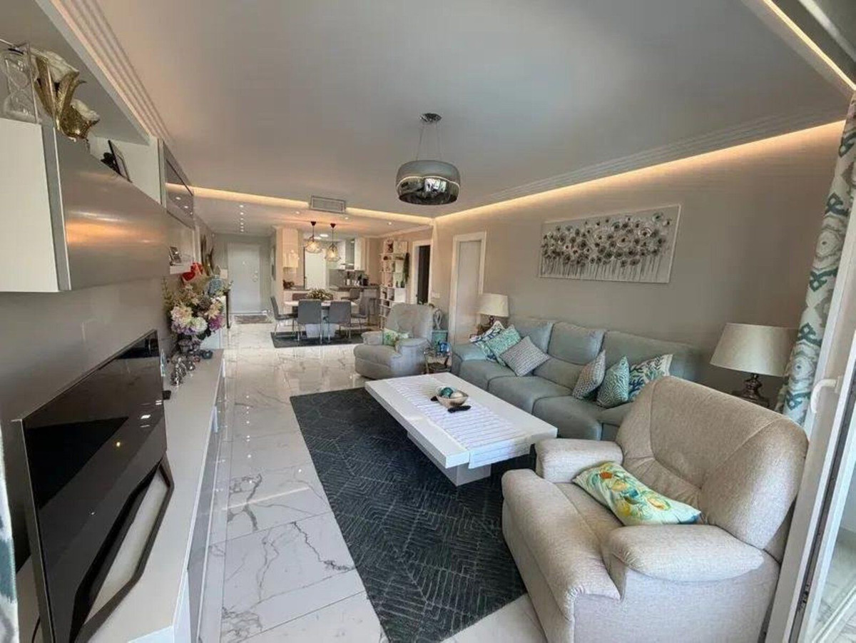 Appartement te koop in Puerto Banús | 3 slaapkamers H5486383
