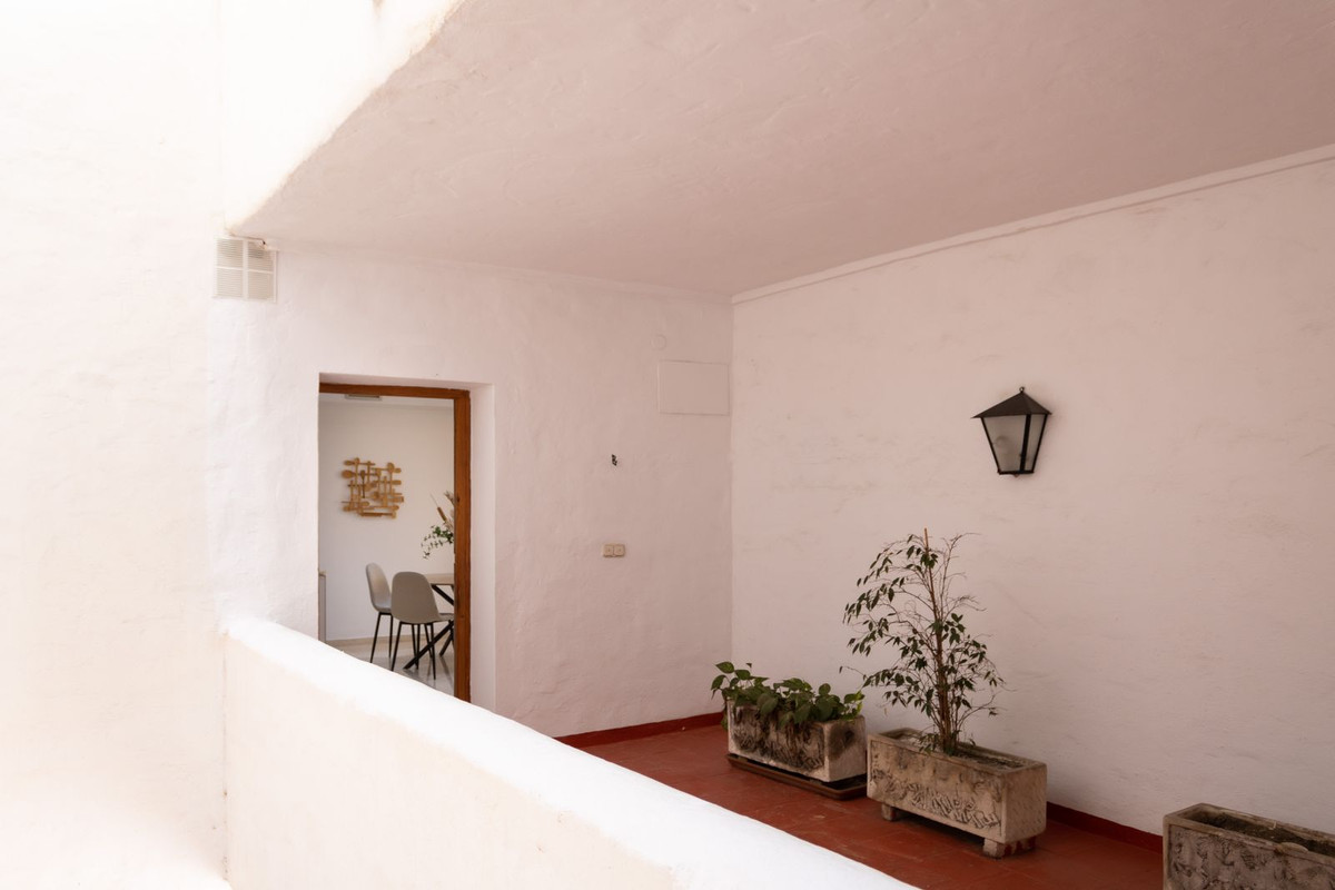 Appartement te koop in Puerto Banús | 2 slaapkamers H5496550