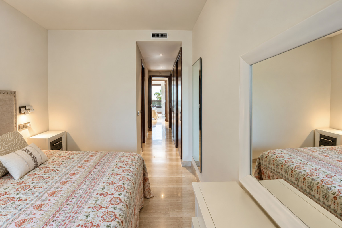 Appartement te koop in Puerto Banús | 2 slaapkamers H5503228