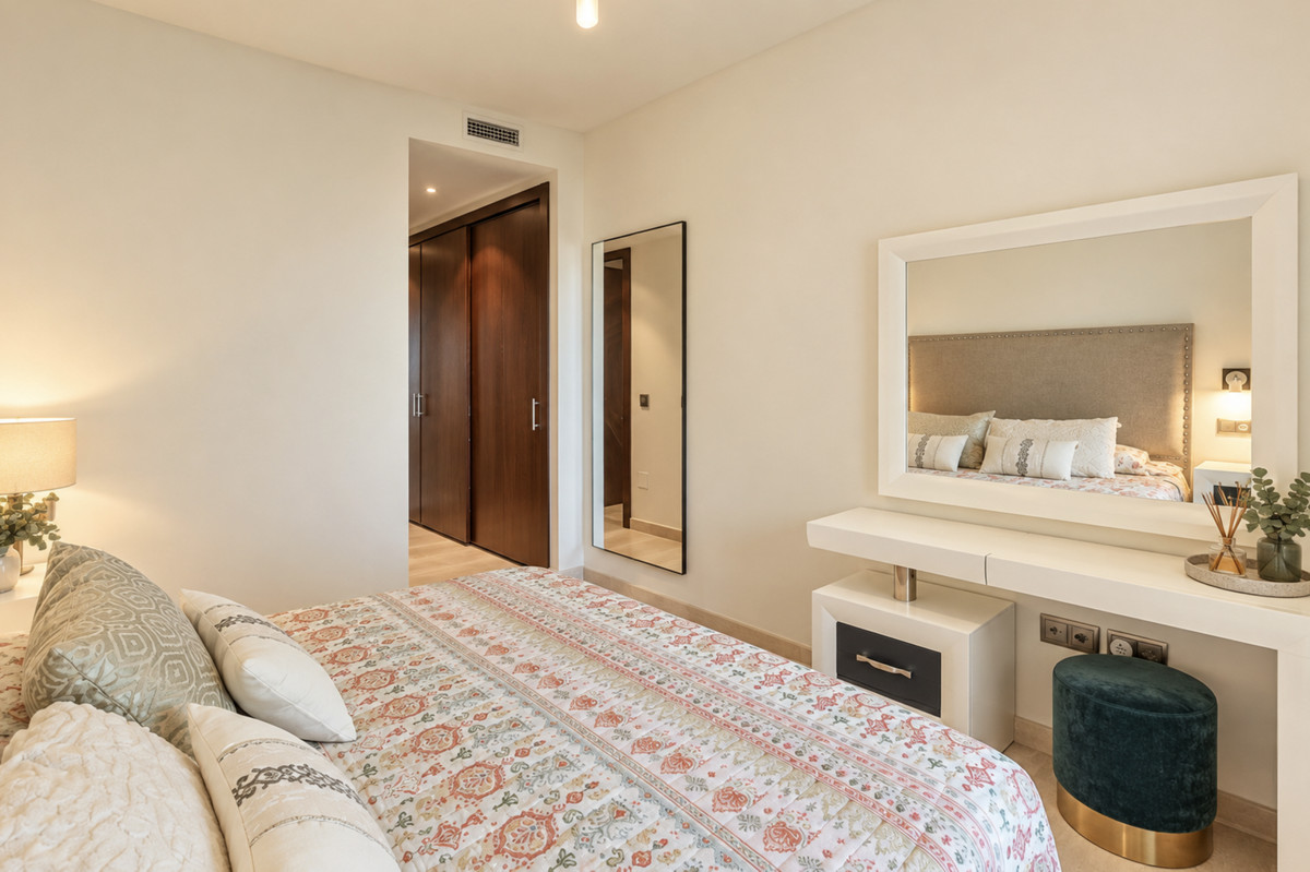 Appartement te koop in Puerto Banús | 2 slaapkamers H5503228