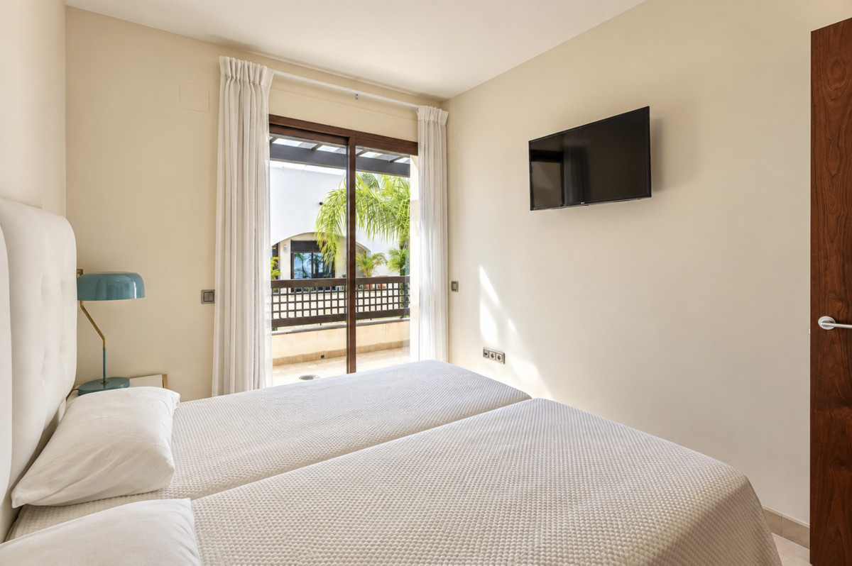 Appartement te koop in Puerto Banús | 2 slaapkamers H5503228