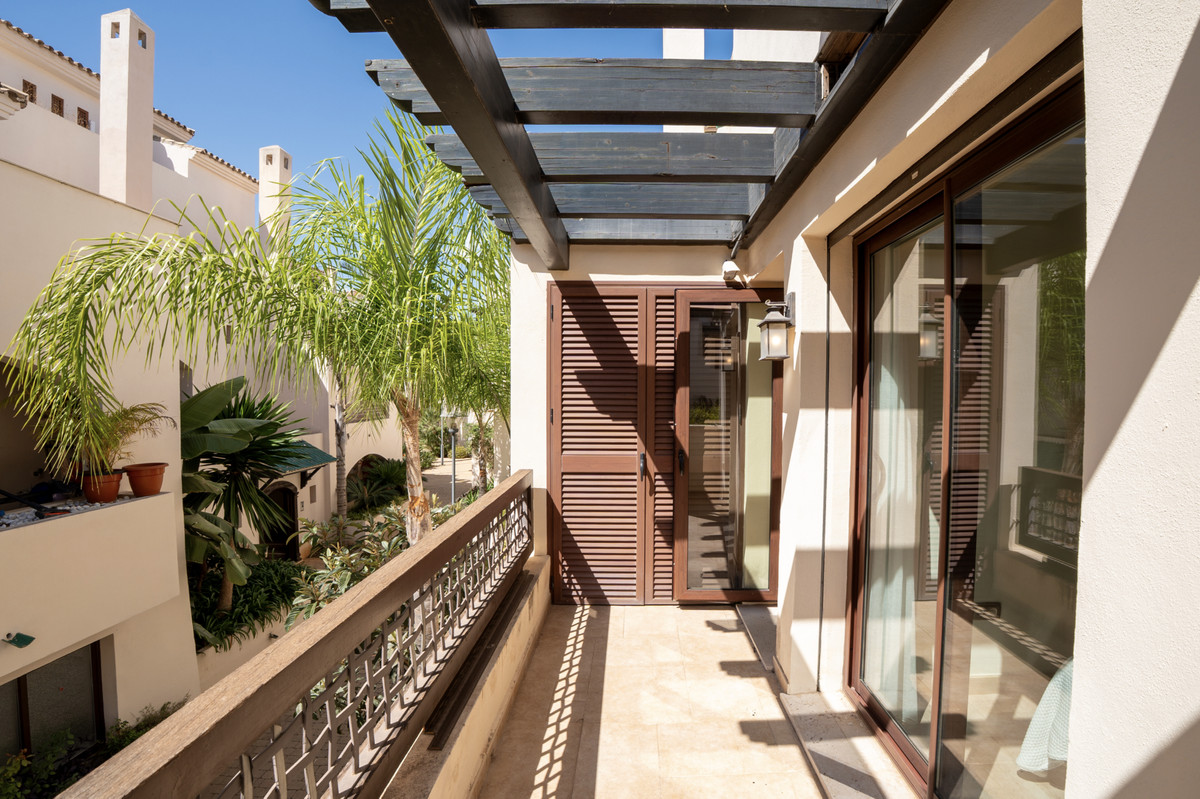 Appartement te koop in Puerto Banús | 2 slaapkamers H5503228