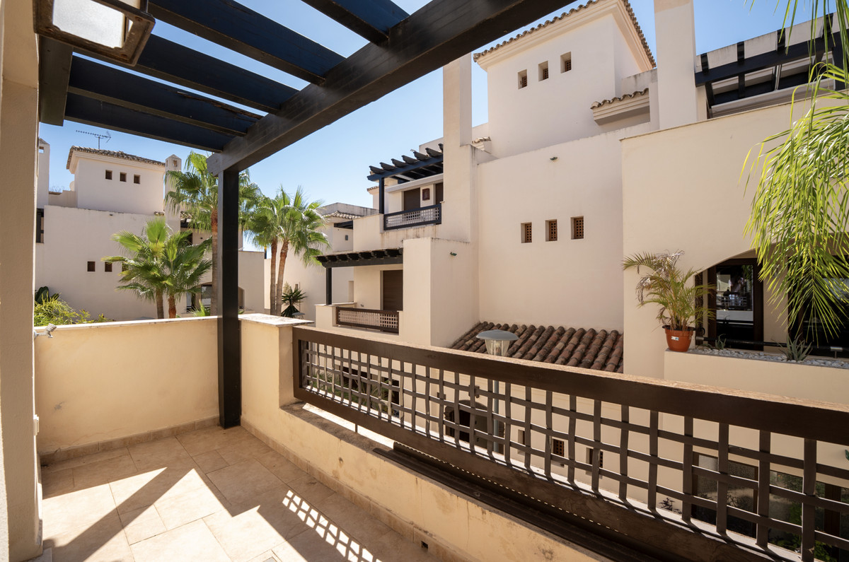 Appartement te koop in Puerto Banús | 2 slaapkamers H5503228