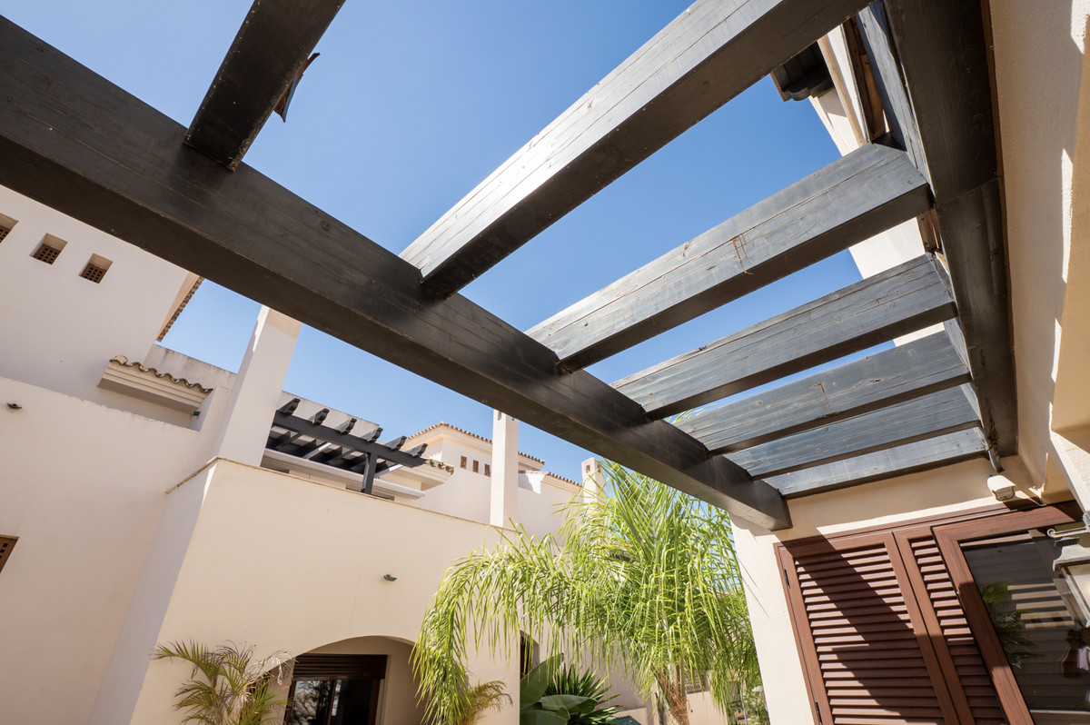 Appartement te koop in Puerto Banús | 2 slaapkamers H5503228