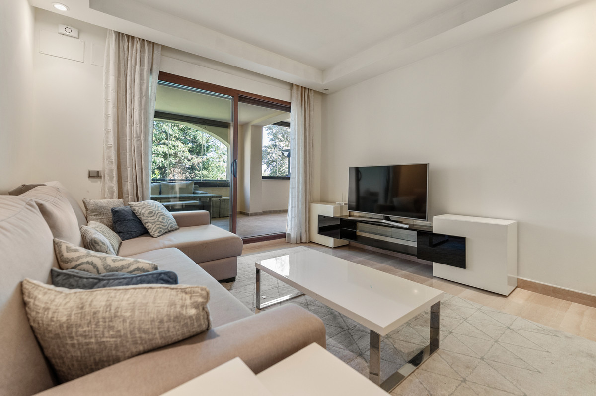 Appartement te koop in Puerto Banús | 2 slaapkamers H5503228