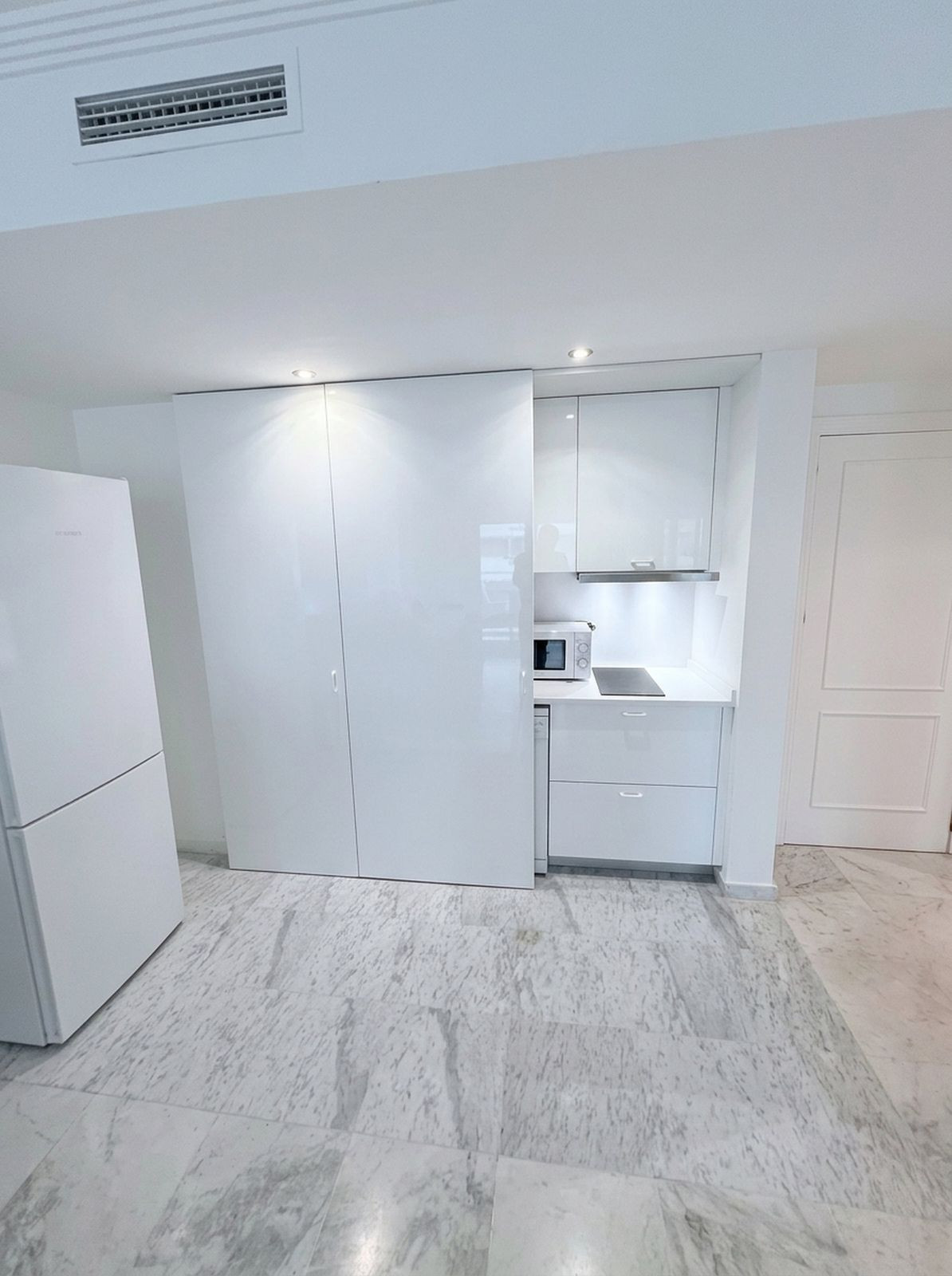 Appartement te koop in Puerto Banús | 1 slaapkamers H5507305