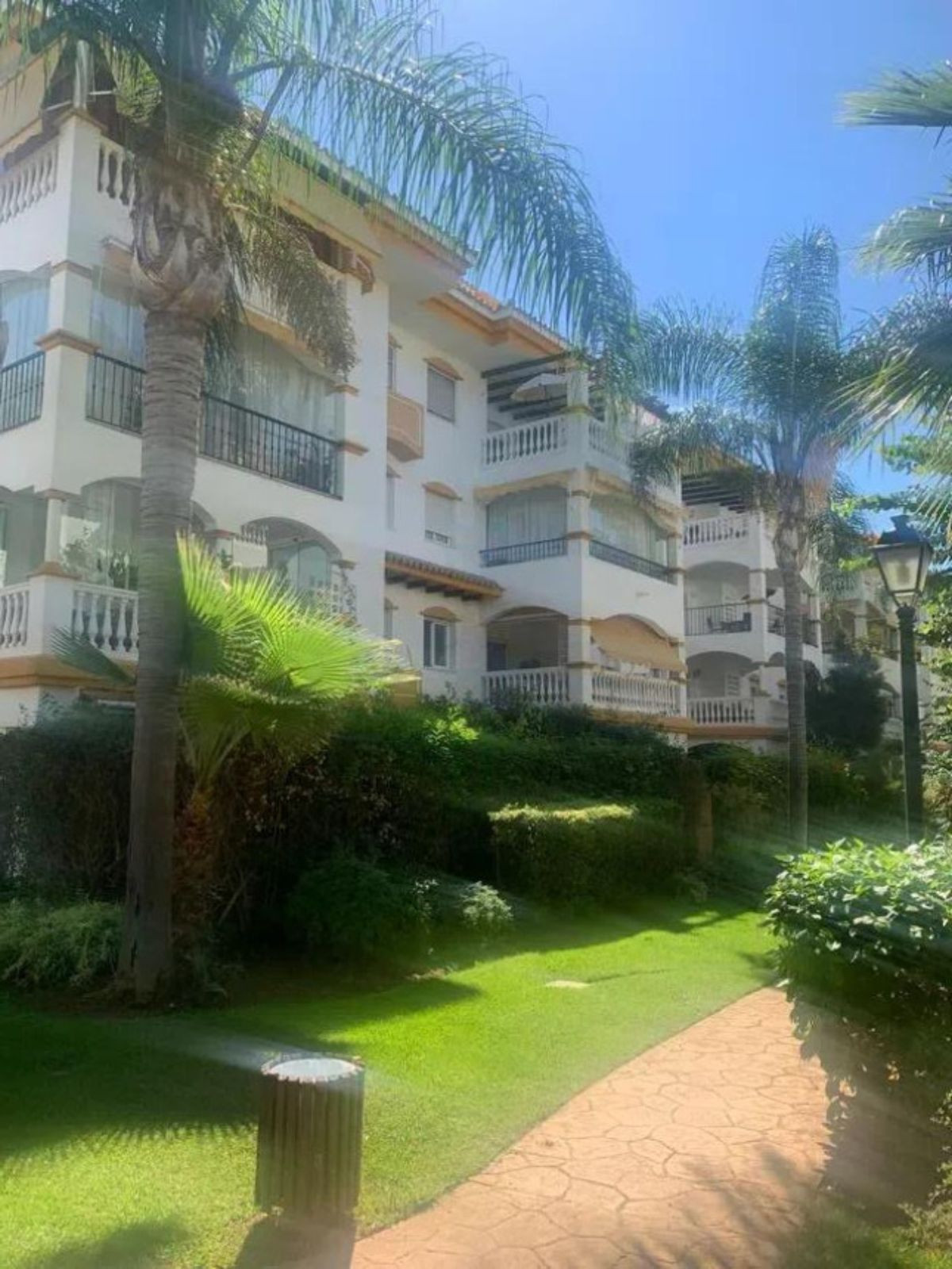 Appartement te koop in Puerto Banús | 2 slaapkamers H5512891