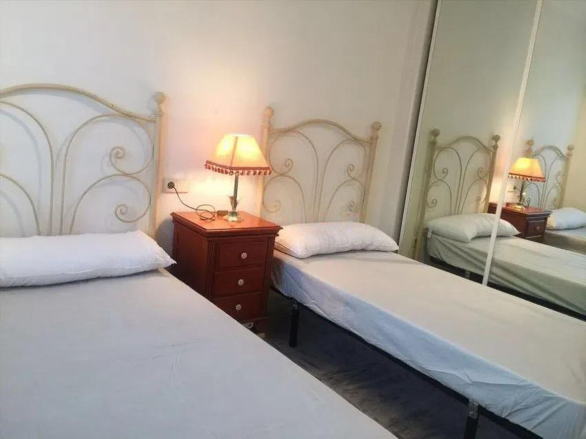 Appartement te koop in Puerto Banús | 2 slaapkamers H5512891