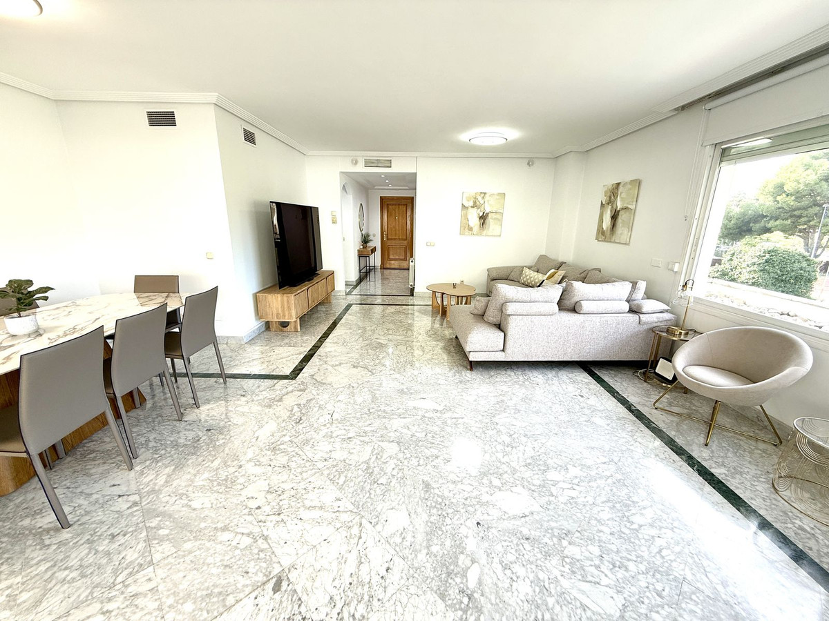 Appartement te koop in Puerto Banús | 3 slaapkamers H5516209