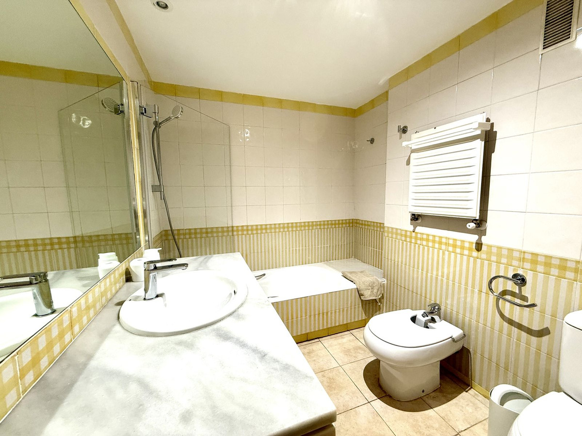 Appartement te koop in Puerto Banús | 3 slaapkamers H5516209