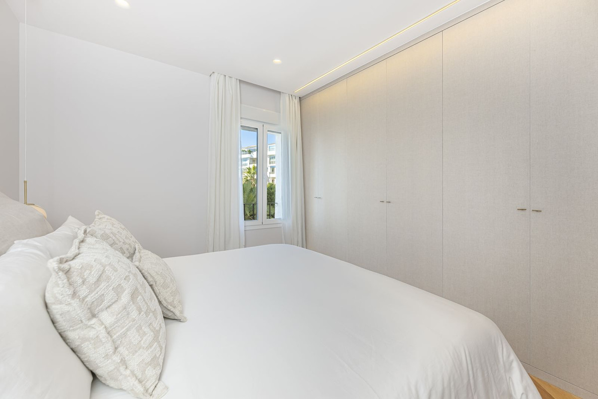 Appartement te koop in Puerto Banús | 2 slaapkamers H5516800