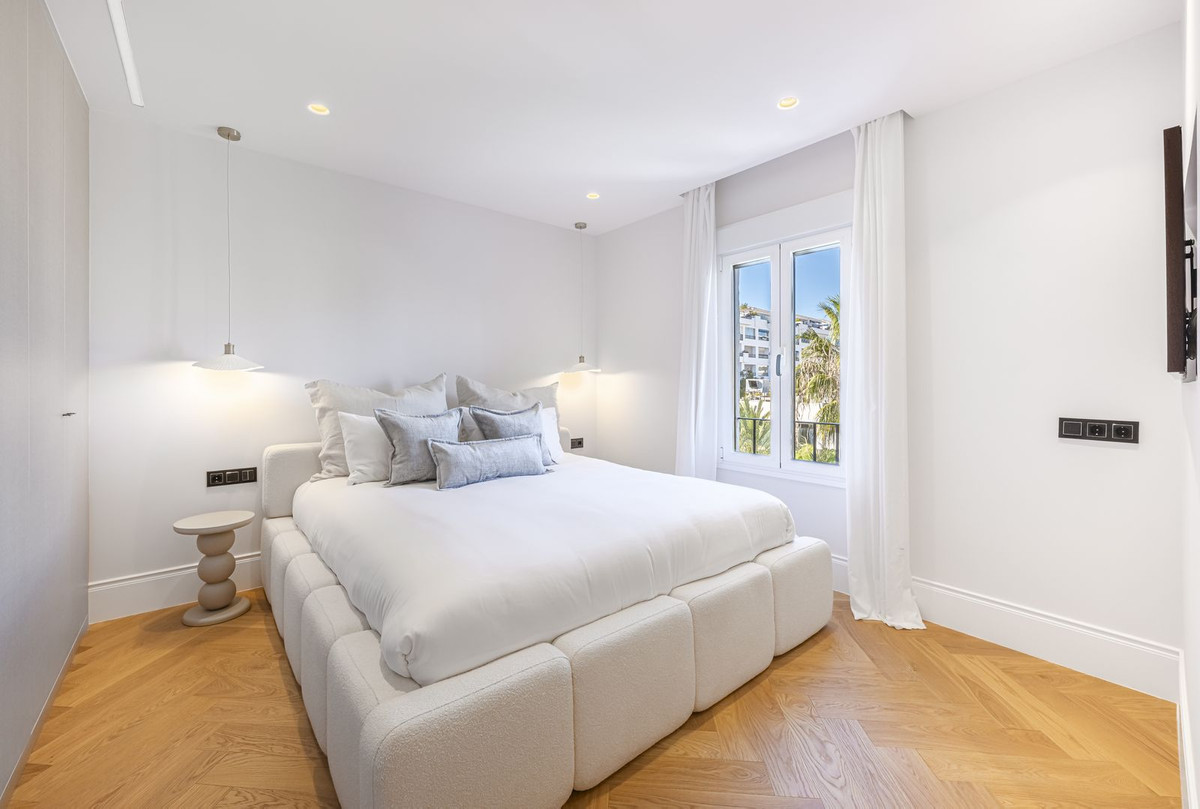 Appartement te koop in Puerto Banús | 2 slaapkamers H5516800