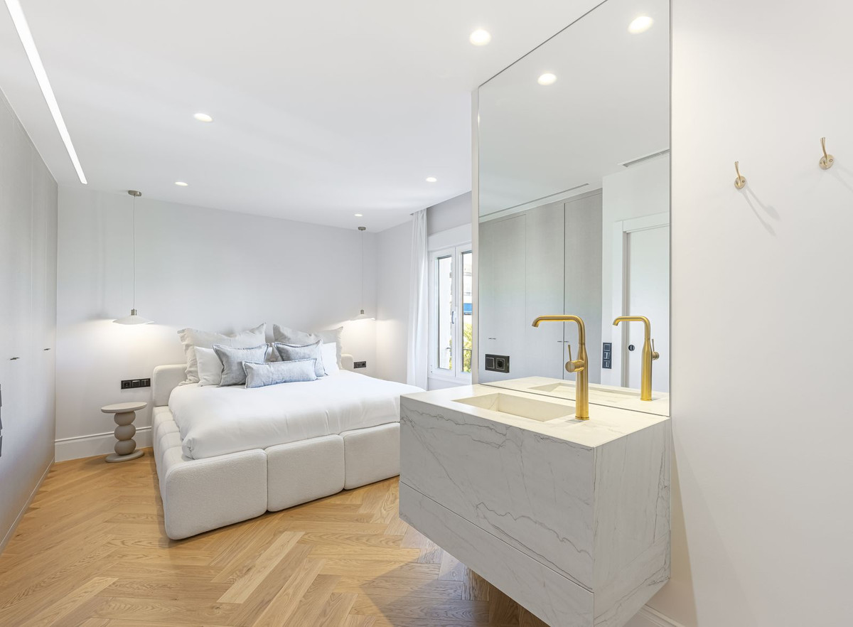 Appartement te koop in Puerto Banús | 2 slaapkamers H5516800