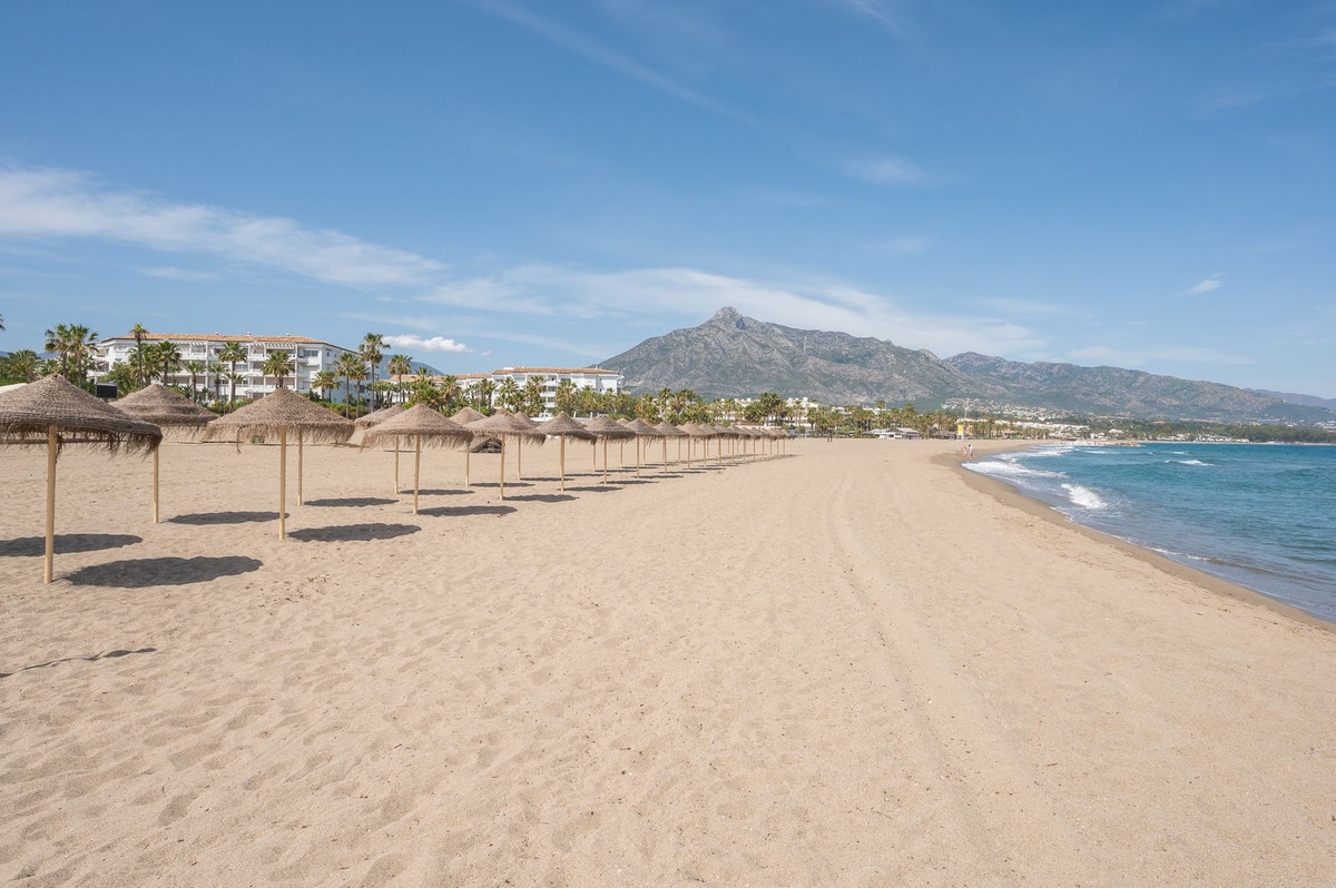 Appartement te koop in Puerto Banús | 2 slaapkamers H5516800
