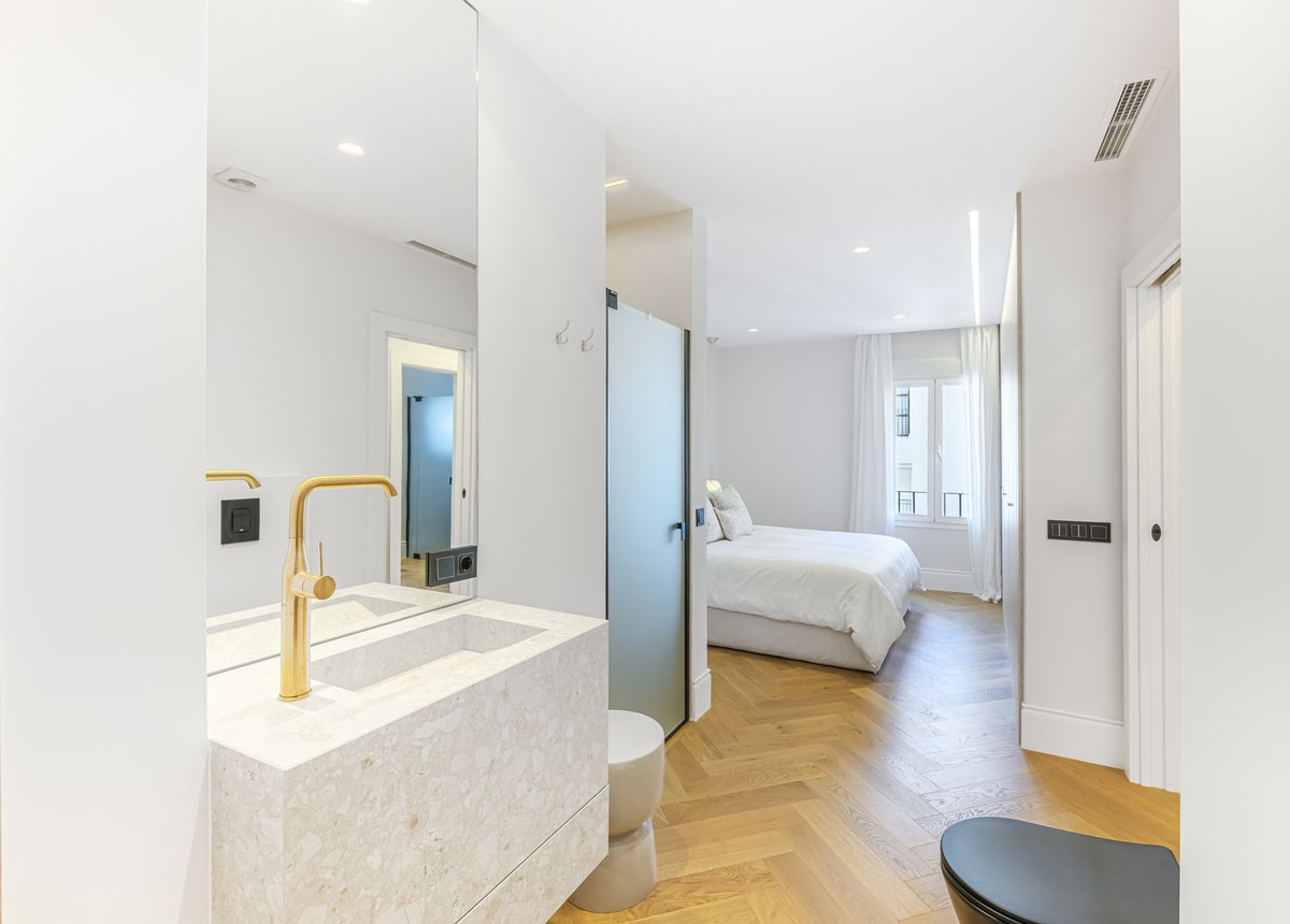 Appartement te koop in Puerto Banús | 2 slaapkamers H5516800