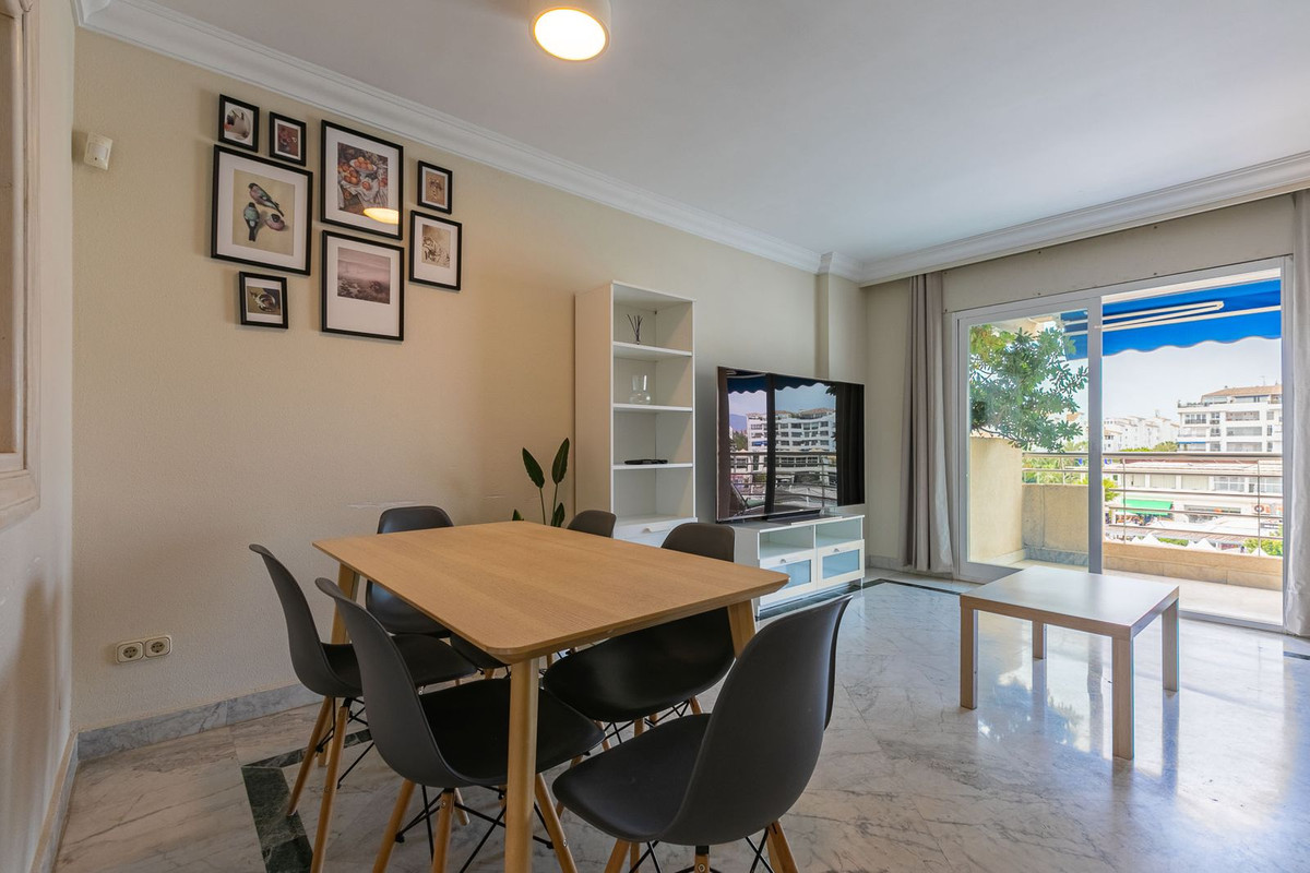 Appartement te koop in Puerto Banús | 2 slaapkamers H5517457
