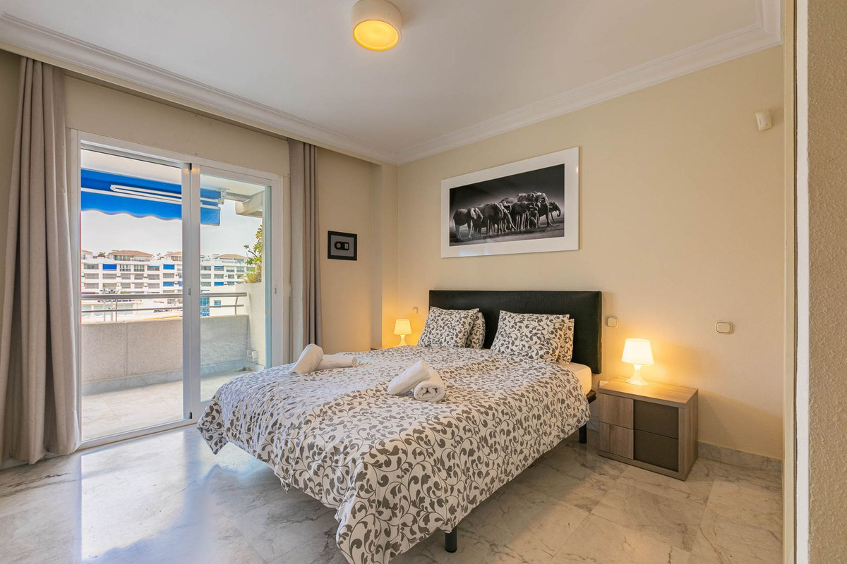 Appartement te koop in Puerto Banús | 2 slaapkamers H5517457