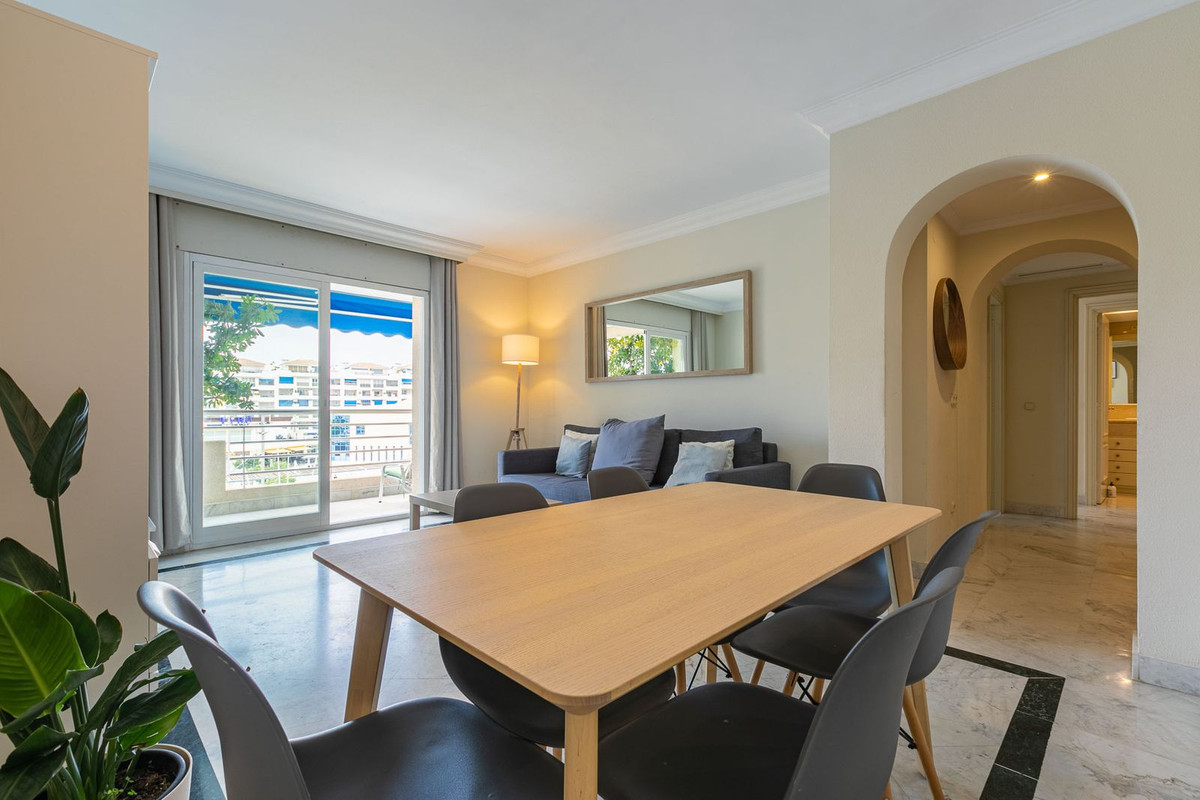 Appartement te koop in Puerto Banús | 2 slaapkamers H5517457