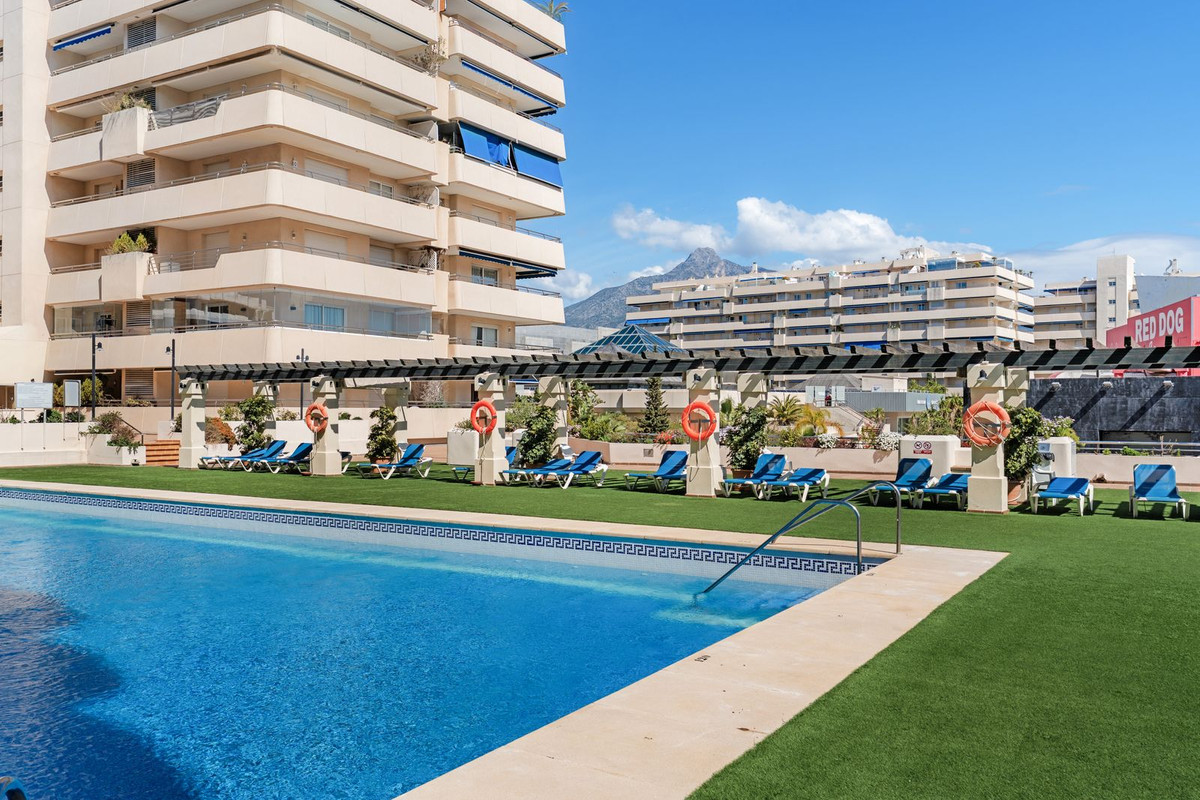Appartement te koop in Puerto Banús | 2 slaapkamers H5517457
