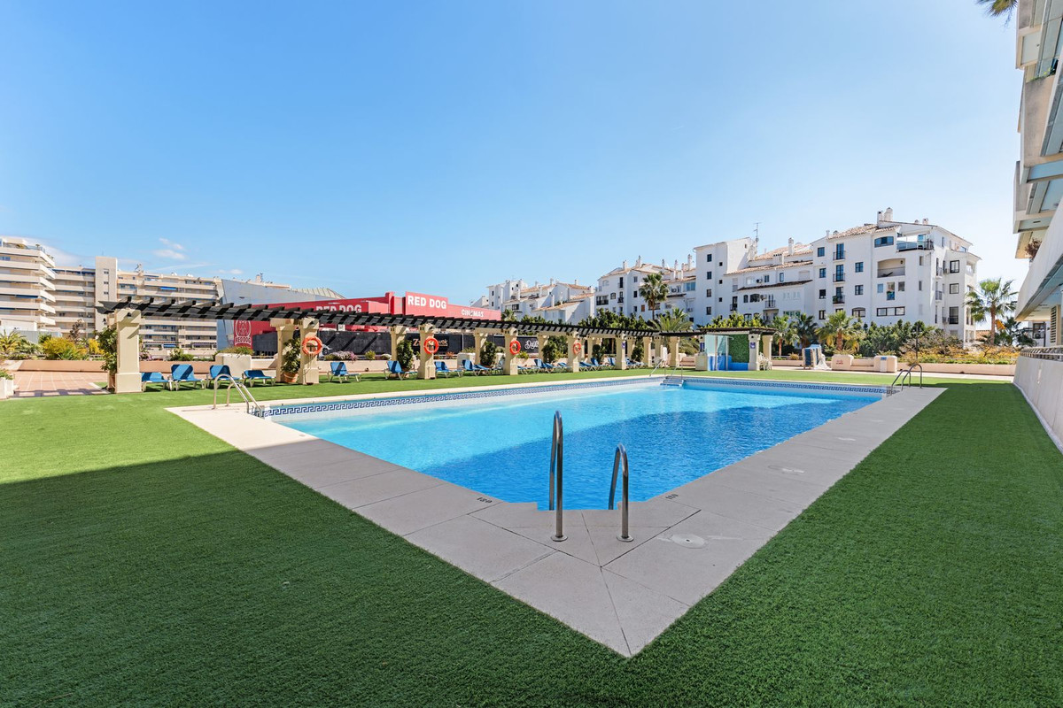 Appartement te koop in Puerto Banús | 2 slaapkamers H5517457