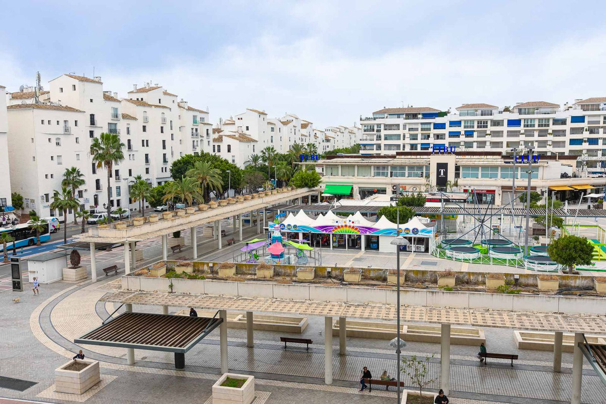 Appartement te koop in Puerto Banús | 2 slaapkamers H5517457