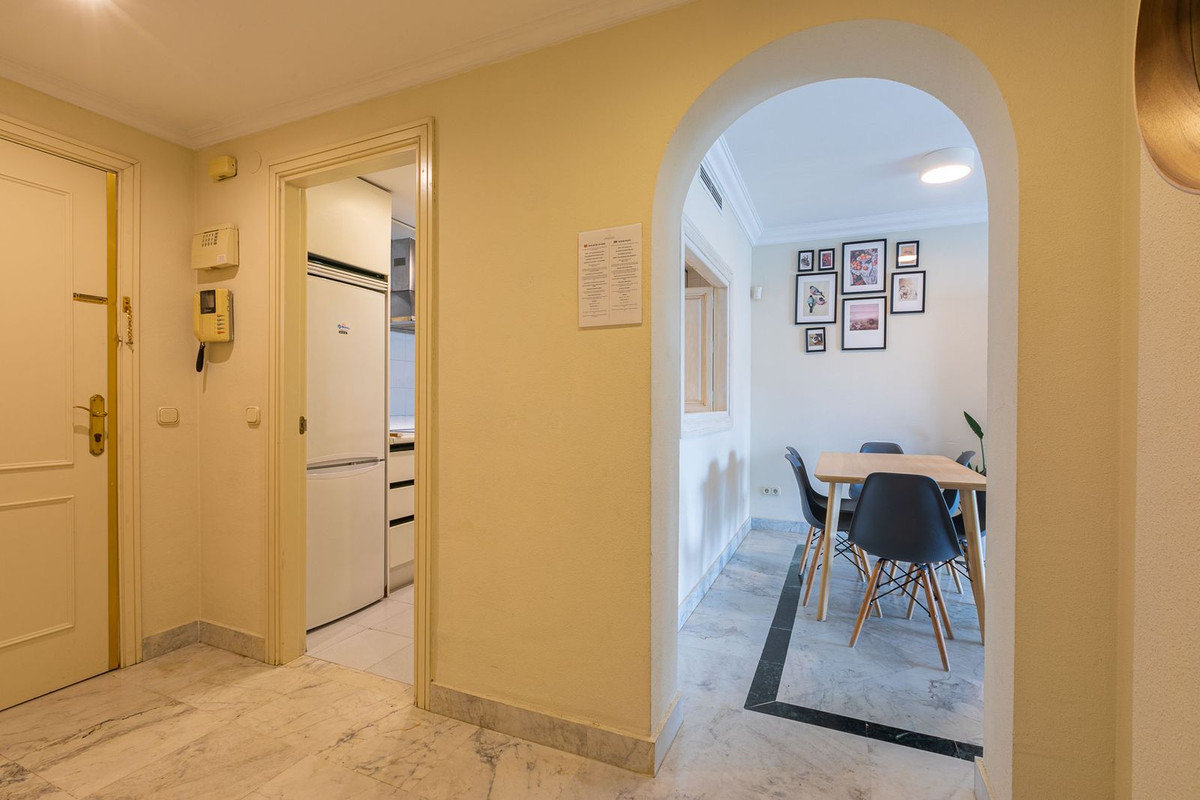 Appartement te koop in Puerto Banús | 2 slaapkamers H5517457