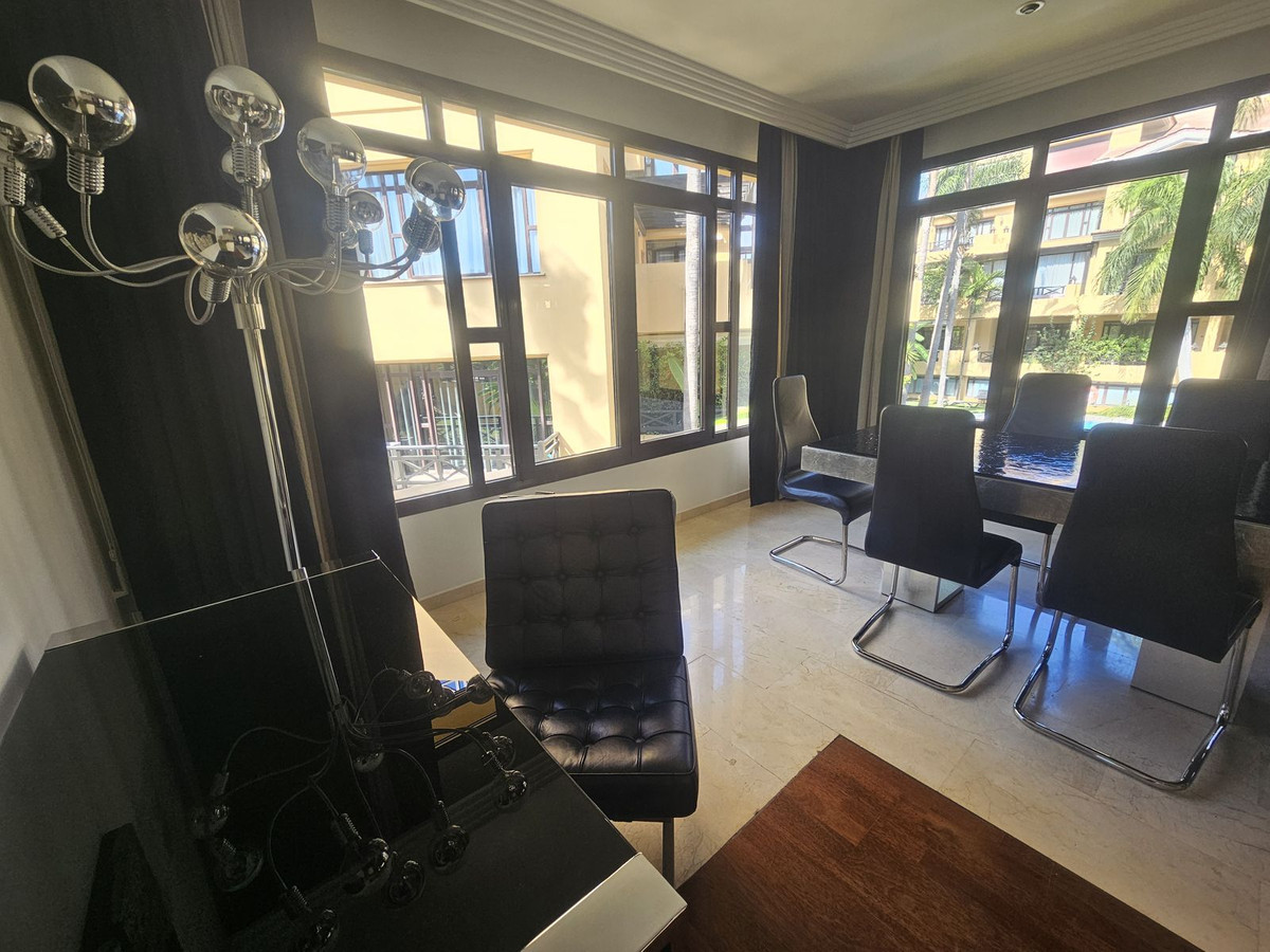 Appartement te koop in Puerto Banús | 2 slaapkamers H5523568
