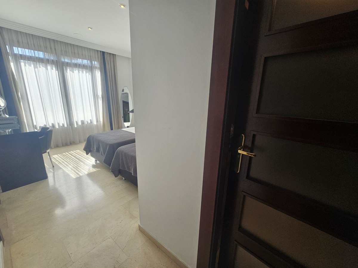 Appartement te koop in Puerto Banús | 2 slaapkamers H5523568