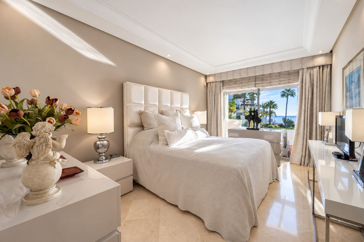 Huis te koop in Puerto Banús | 4 slaapkamers H5526928