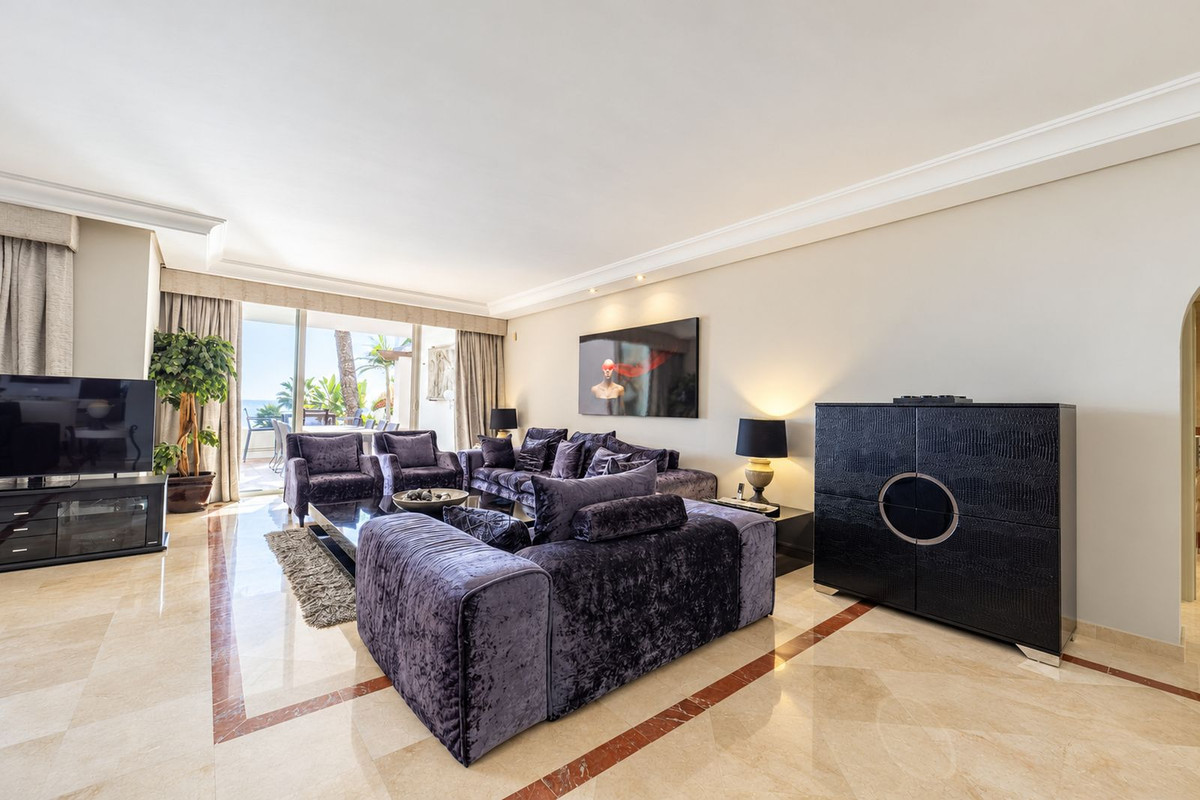 Huis te koop in Puerto Banús | 4 slaapkamers H5526928
