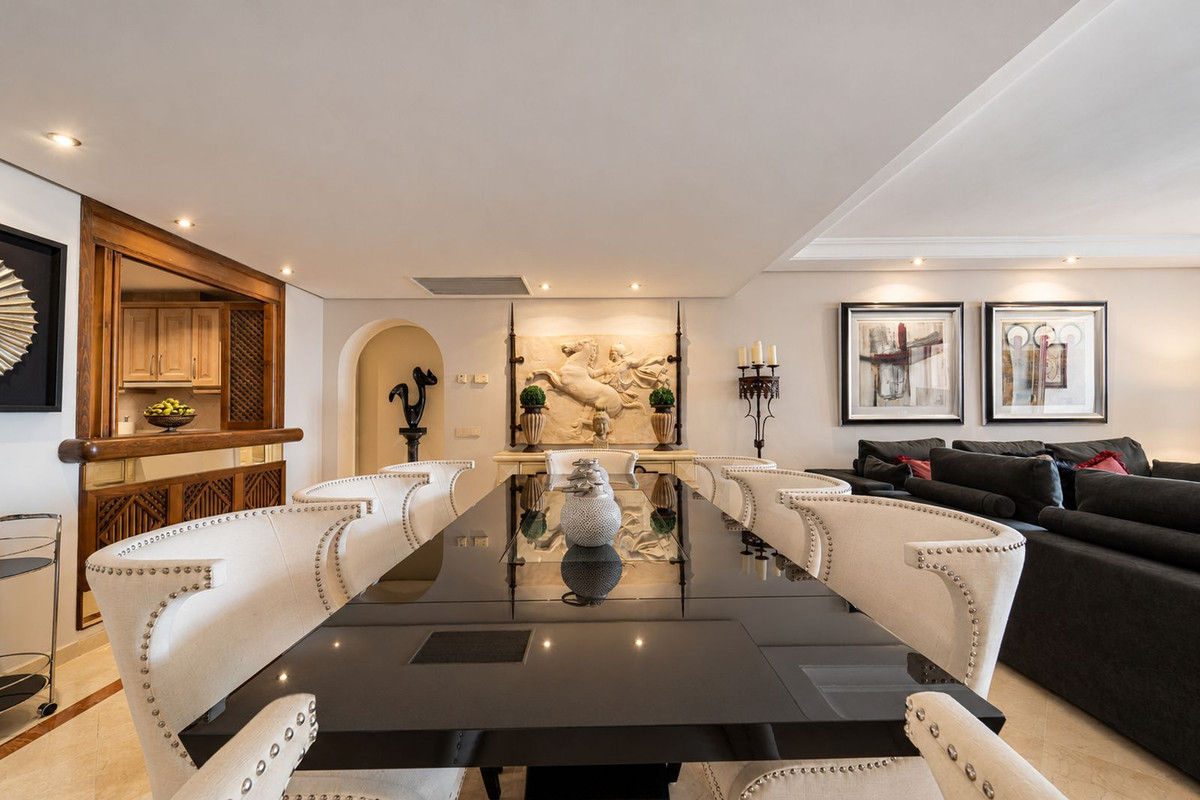 Huis te koop in Puerto Banús | 4 slaapkamers H5526928