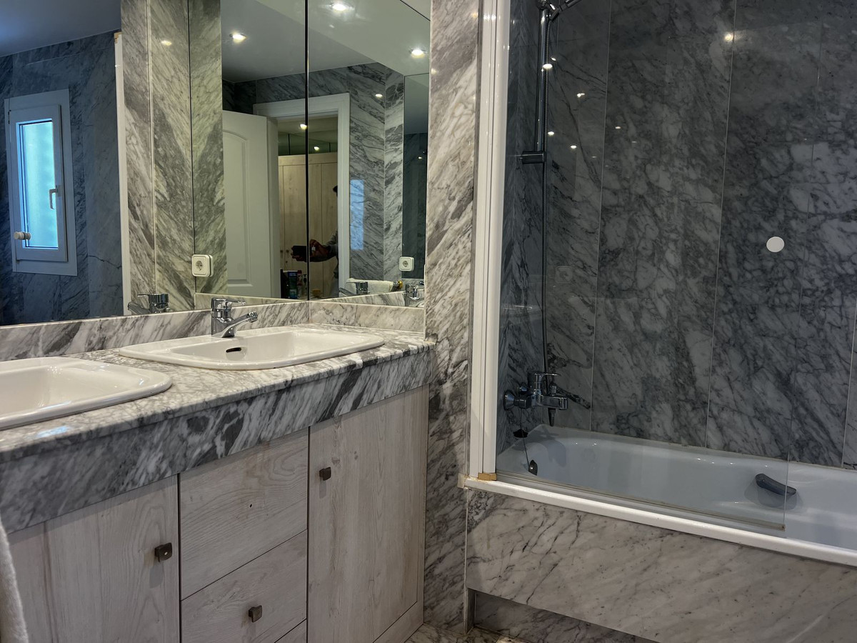 Appartement te koop in Puerto Banús | 3 slaapkamers H5530414