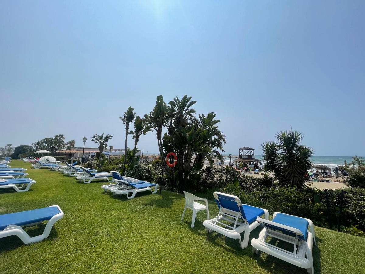 Appartement te koop in Puerto de Cabopino | 4 slaapkamers H5050021