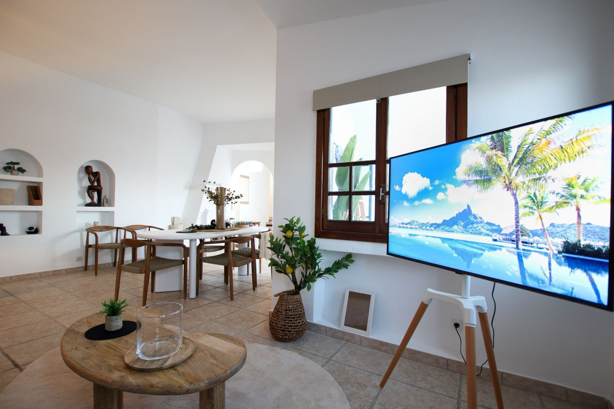 Appartement te koop in Puerto de Cabopino | 4 slaapkamers H5050021