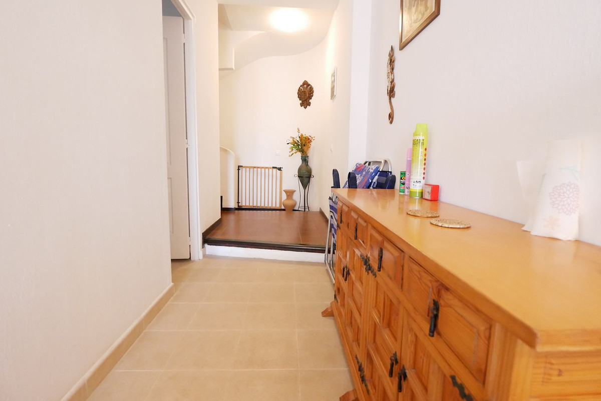 Appartement te koop in Puerto de Cabopino | 2 slaapkamers H5103199