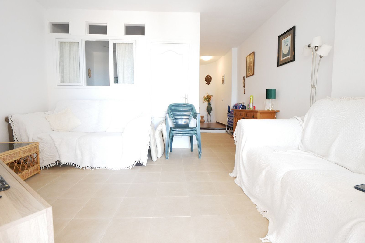 Appartement te koop in Puerto de Cabopino | 2 slaapkamers H5103199
