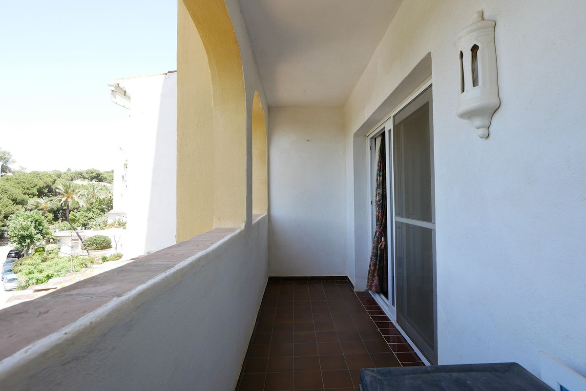 Appartement te koop in Puerto de Cabopino | 2 slaapkamers H5103199