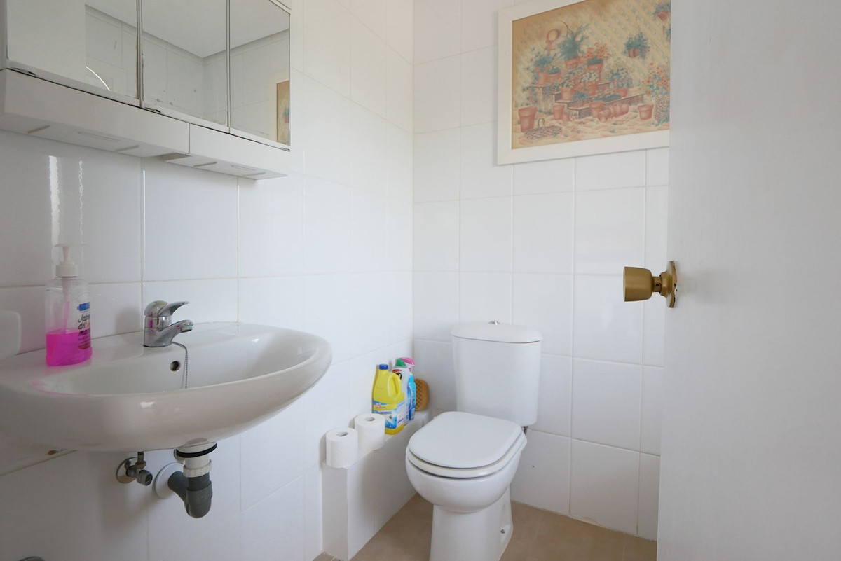 Appartement te koop in Puerto de Cabopino | 2 slaapkamers H5103199