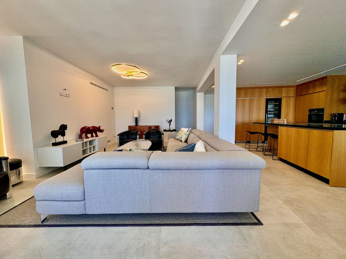 Appartement te koop in Puerto de Cabopino | 3 slaapkamers H5104834