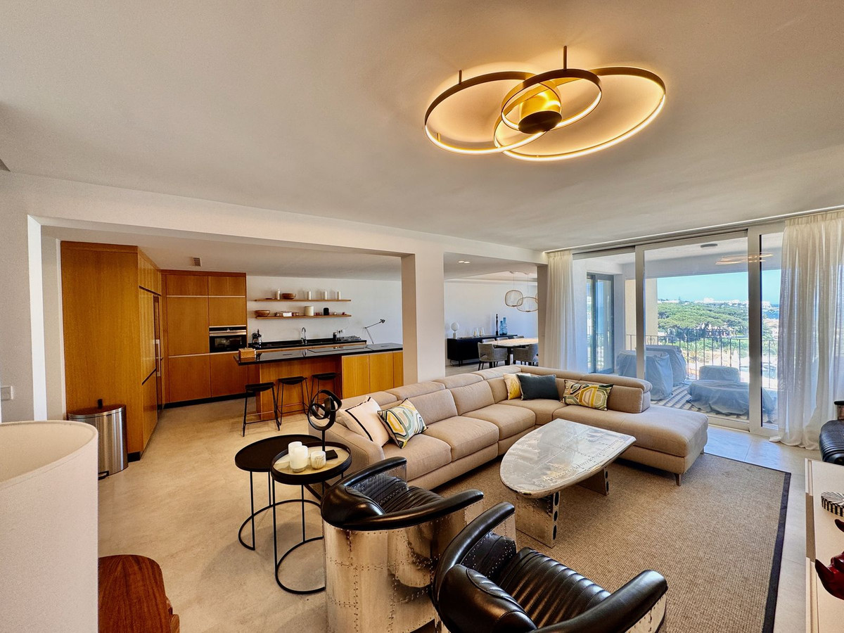 Appartement te koop in Puerto de Cabopino | 3 slaapkamers H5104834