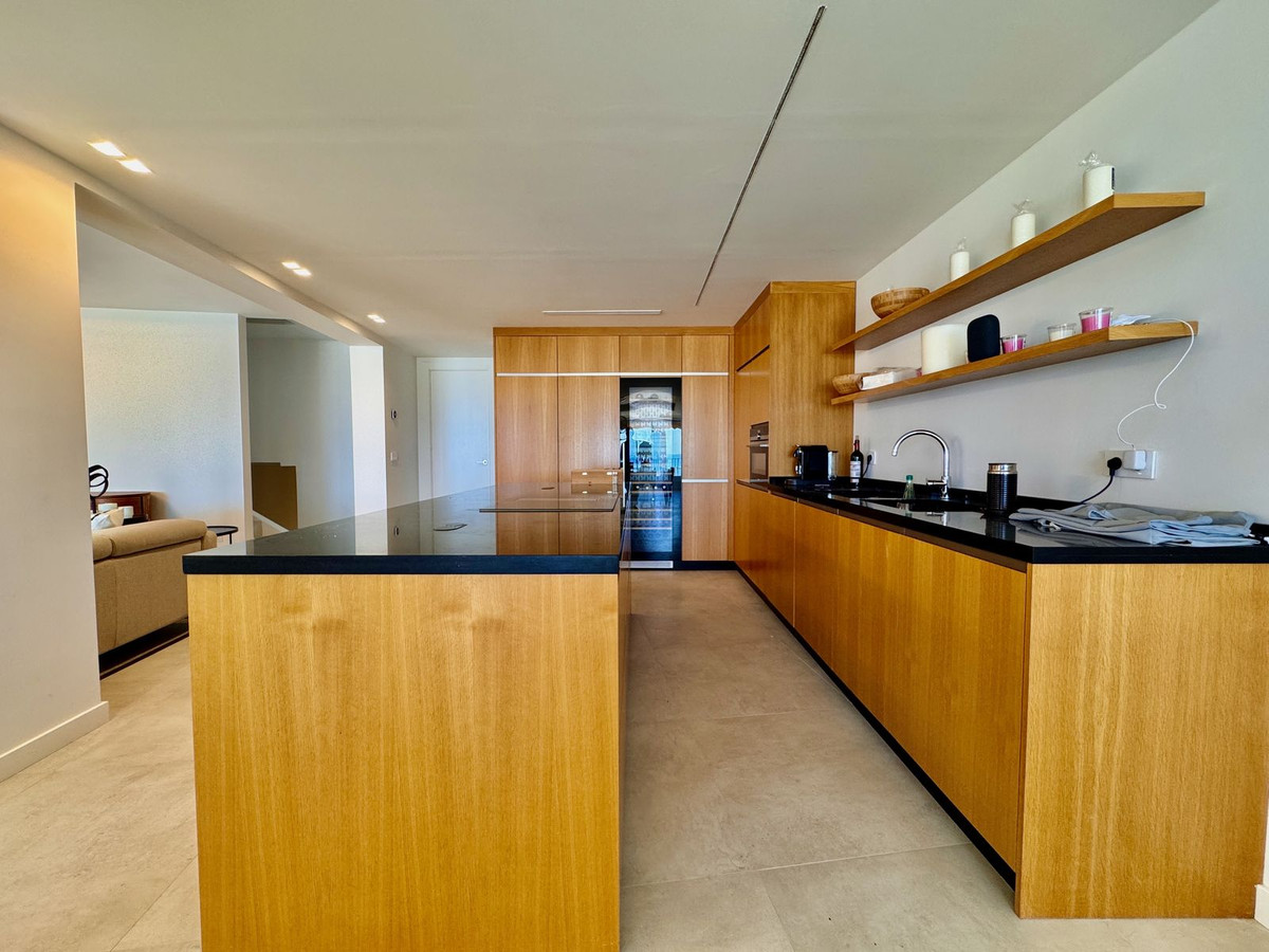 Appartement te koop in Puerto de Cabopino | 3 slaapkamers H5104834