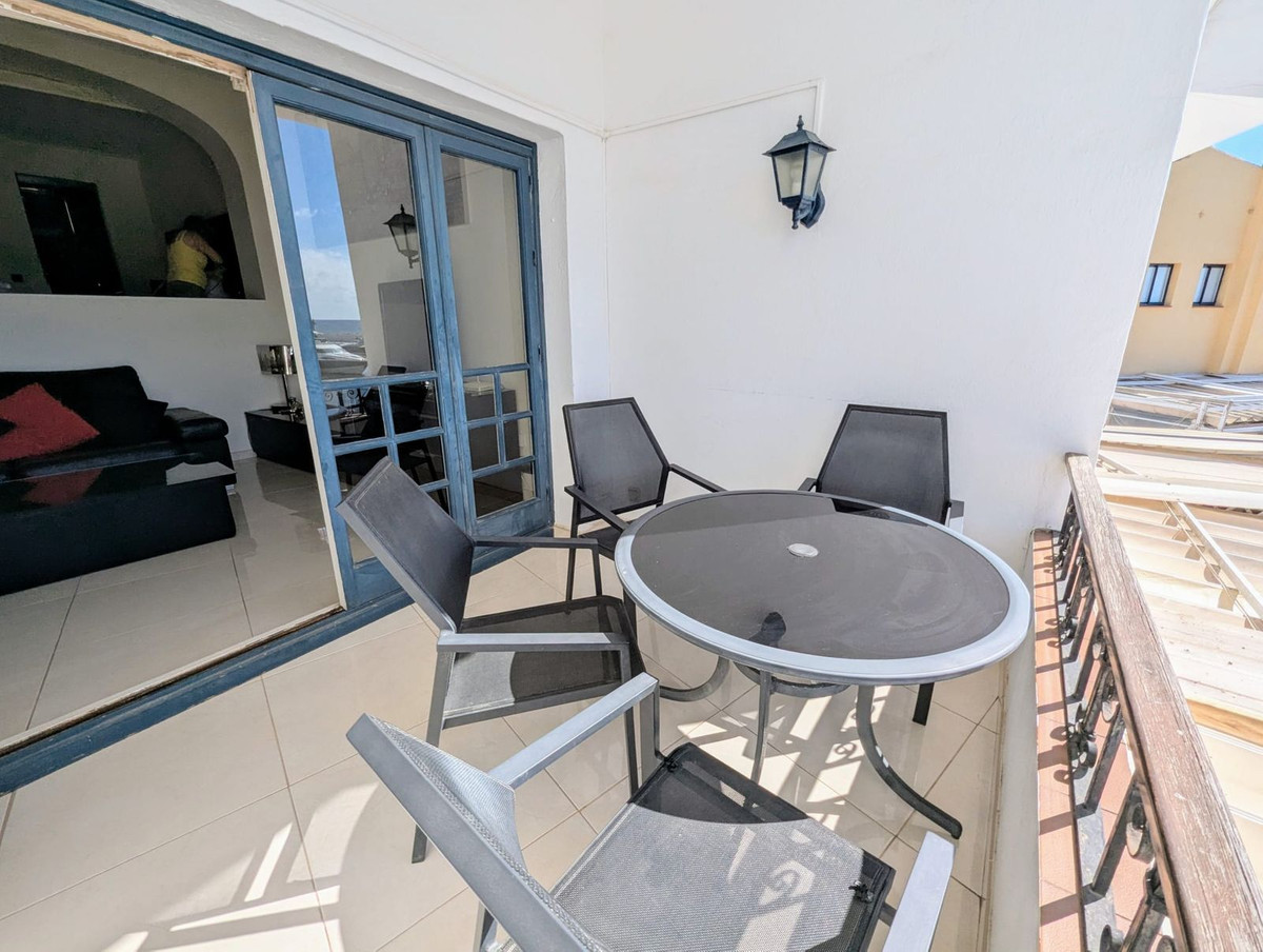 Appartement te koop in Puerto de Cabopino | 2 slaapkamers H5112292